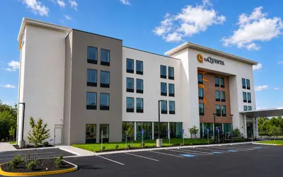 La Quinta Inn & Suites By Wyndham Roanoke Hollins/I-81