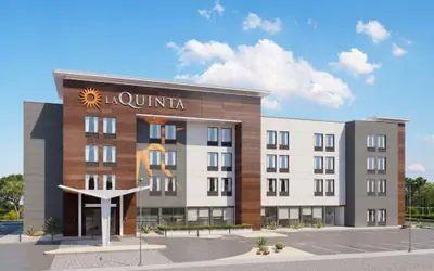 La Quinta Inn & Suites By Wyndham Roanoke Hollins/I-81