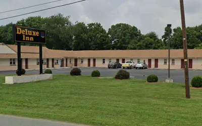 Deluxe Inn Elkton