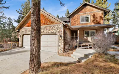 2618- Brownie Resort