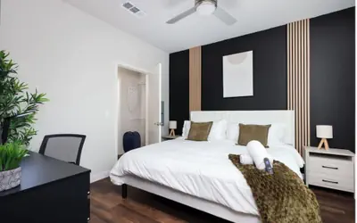 Labor by Stylish Stays