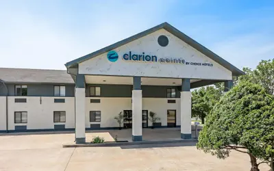 Clarion Pointe Springfield Southeast