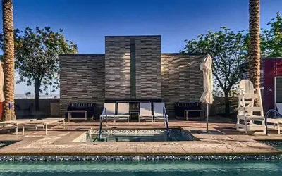 Incredible Penthouse Strip Views, Balcony Access