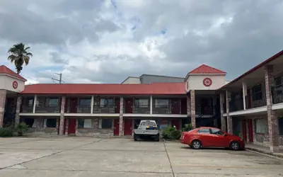 FairBridge Inn near Riverwalk - Alamo