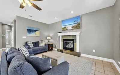 Crystal Beach Home With Private Pool Walk to Beach