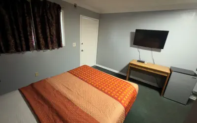 Ada Inn & Suites