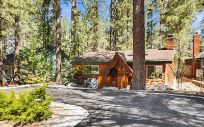 Bear Hug Hideaway
