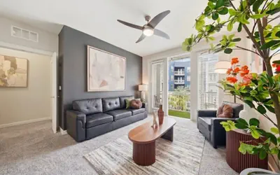 Modern 2BR w Pool Pet-friendly Unit 21