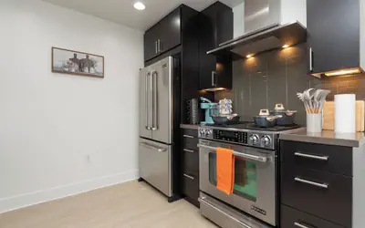 Private Suites Near LAX and SoFi Stadium