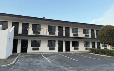 Harbor bay inn