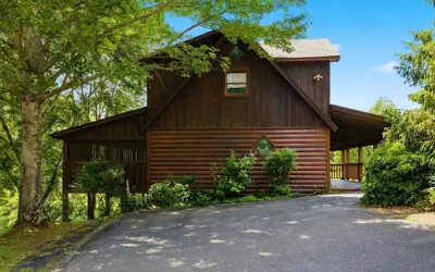 Hibernation Station 2 Bedroom Cabin