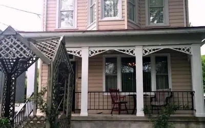 Hillcrest Bed and Breakfast