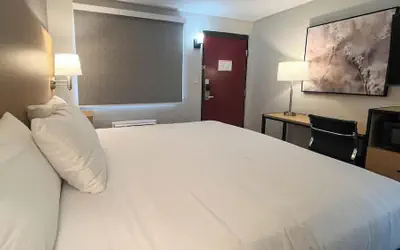 Studio 6 Suites Warsaw, IN