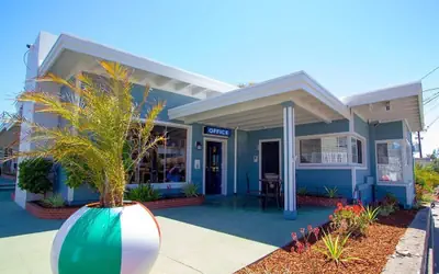 Edgewater Beach Inn