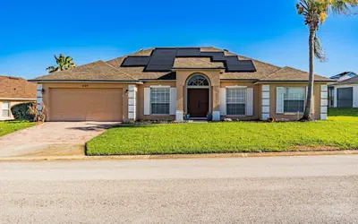 Renovated 4BR Villa with Private Pool