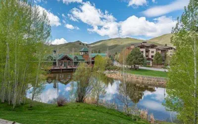 Fairway Nine 4338 - Spacious 3 Bedroom Mountain Retreat
