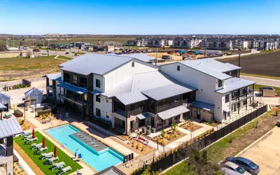 Stay in Pure Luxury With Resort-style Amenities!
