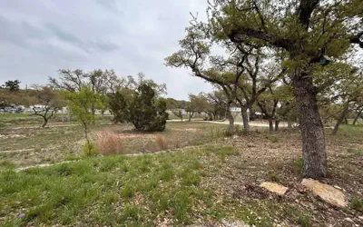 Hill Country Cabin 3
