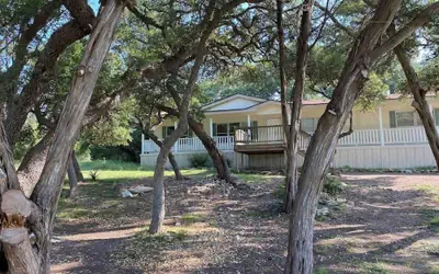 Canyon Lake-sweet Retreat
