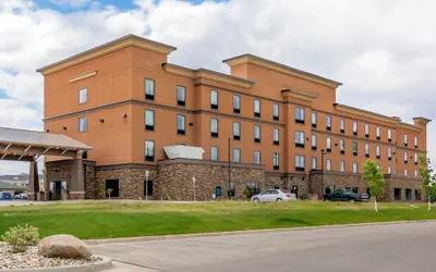 Legend Hotel Minot