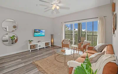 Upstay Large Family Condo w Pool Sauna