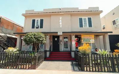 Clarendon Hotel