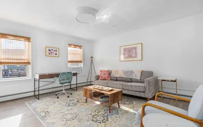 Coastal 1BR Retreat Spa Walk to Dining Water