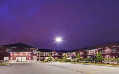 Platinum Stay Inn & Suites
