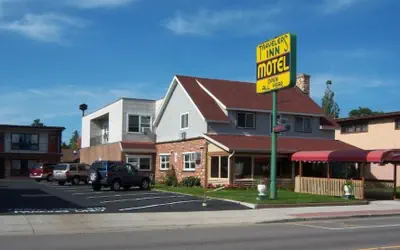 Travelers Inn Motel - Eagle River Downtown
