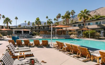 V Capri Palm Springs, a Dolce by Wyndham