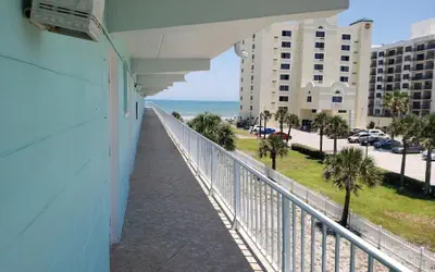The Seascape Inn