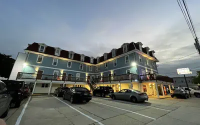 Wildwood Inn