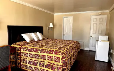 Downbeach Inn