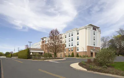 Hampton Inn & Suites Yonkers - Westchester