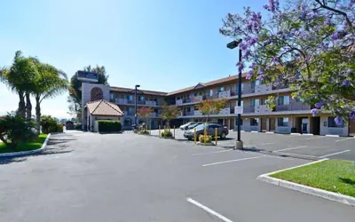 Pleasant Inn