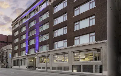 Holiday Inn Express Kansas City Downtown by IHG