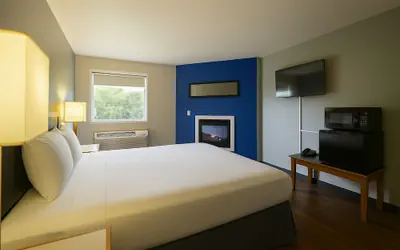Sunnyside Inn & Suites
