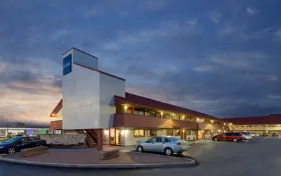 Travelodge by Wyndham Chicago - South Holland