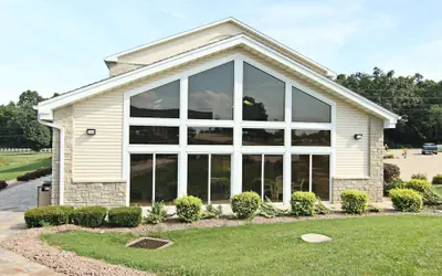Crown Pointe Lodge, BW Signature Collection