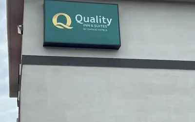 Quality Inn & Suites Biloxi - Ocean Springs