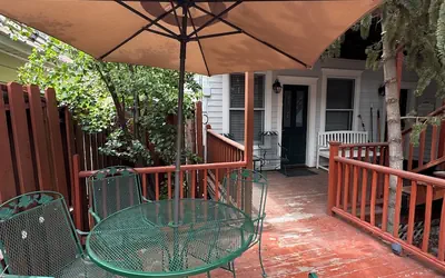 The Clipper Inn Bed & Breakfast
