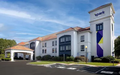 Spark by Hilton Savannah Airport