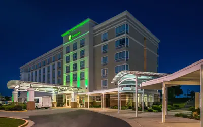 Holiday Inn Kansas City Airport by IHG