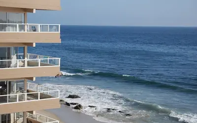 Pacific Edge Hotel