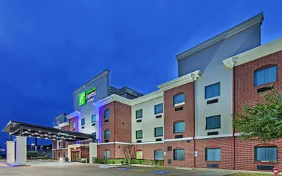 Holiday Inn Express and Suites Longview South I20 by IHG