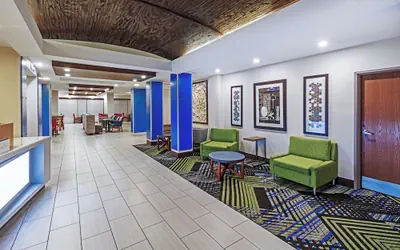 Holiday Inn Express Hotel & Suites Laredo-Event Center Area by IHG