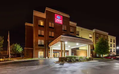 Comfort Suites Murfreesboro Shopping District