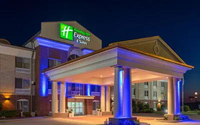 Holiday Inn Express & Suites Vandalia by IHG