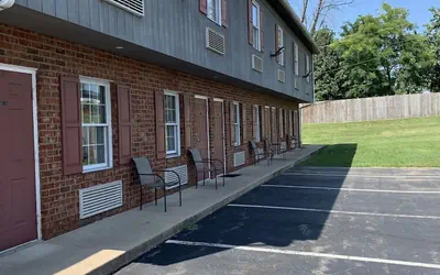 Olde Amish Inn