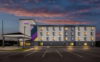 Spark by Hilton Pelham Birmingham I 65